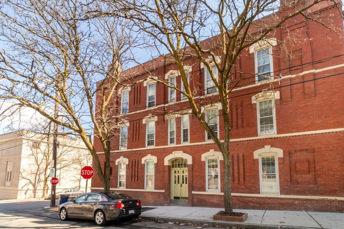 35 Chestnut St #2, Chelsea, MA, 35 Chestnut St #2, Chelsea, MA Photo #1