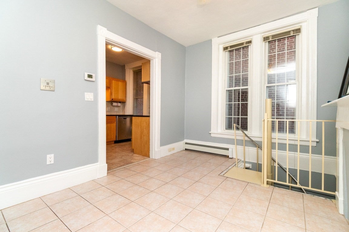 35 Chestnut St 2