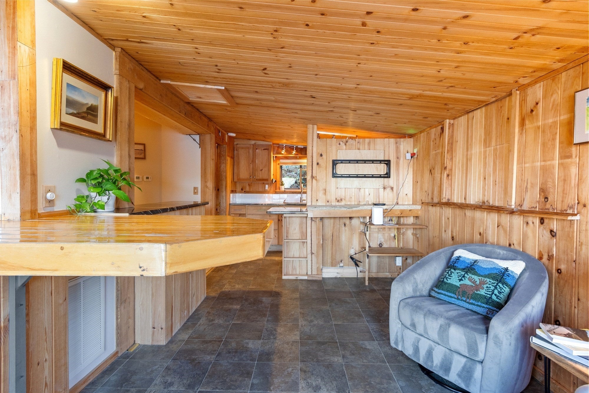 79 Kendall Pond Road South, Gardner, MA Photo #15