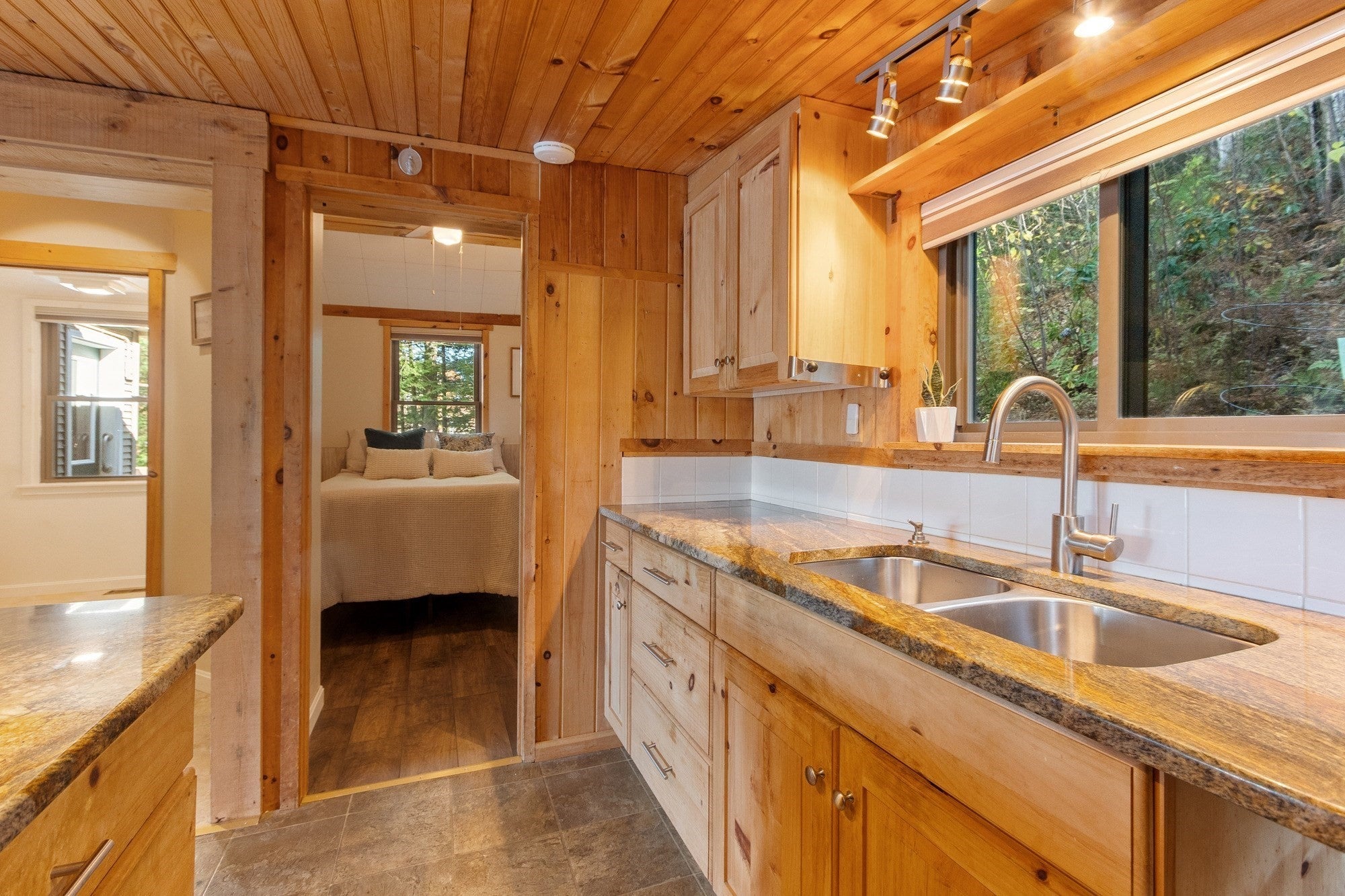 79 Kendall Pond Road South, Gardner, MA Photo #10