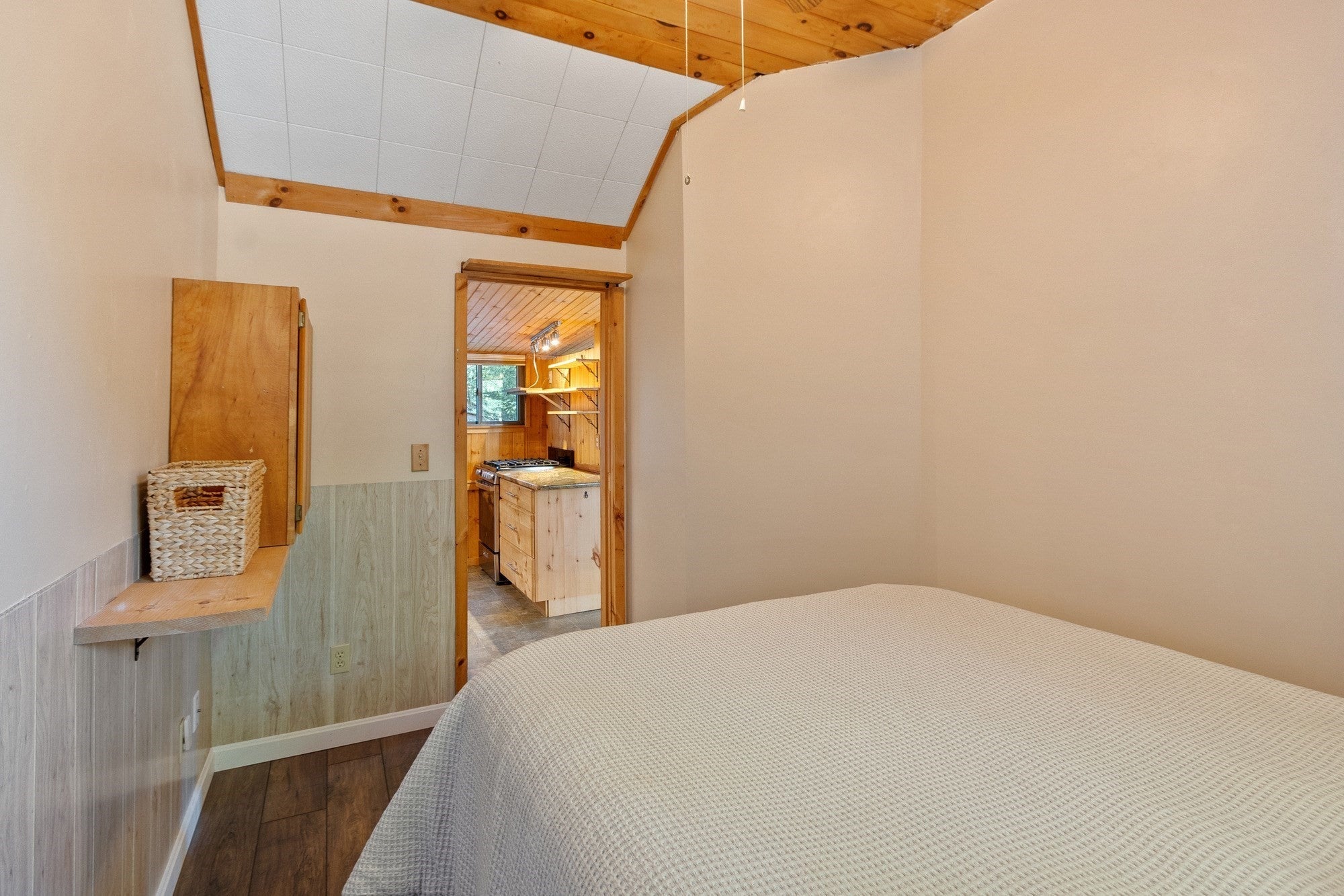 79 Kendall Pond Road South, Gardner, MA Photo #23