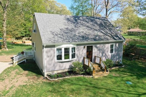 142 Plymouth Blvd Westport MA 02790
