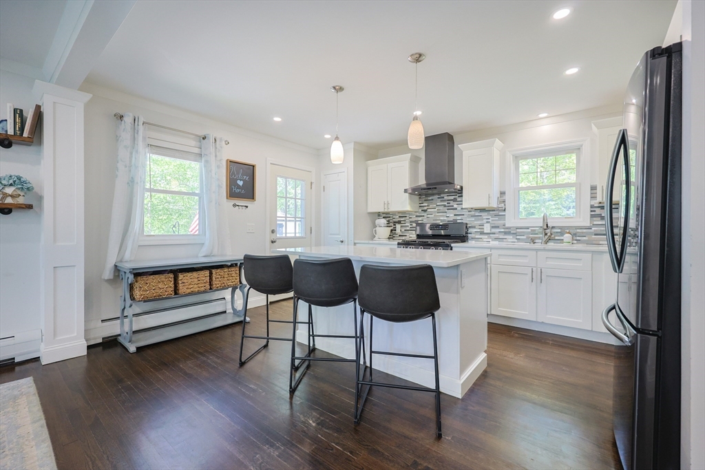 142 Plymouth Blvd
