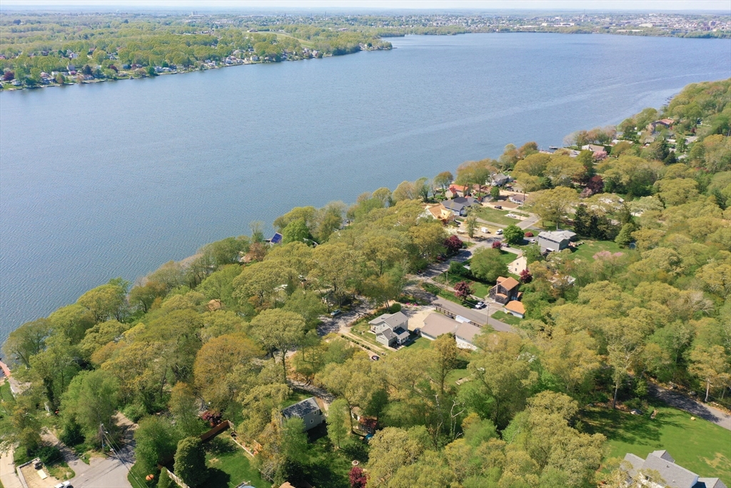 142 Plymouth Blvd