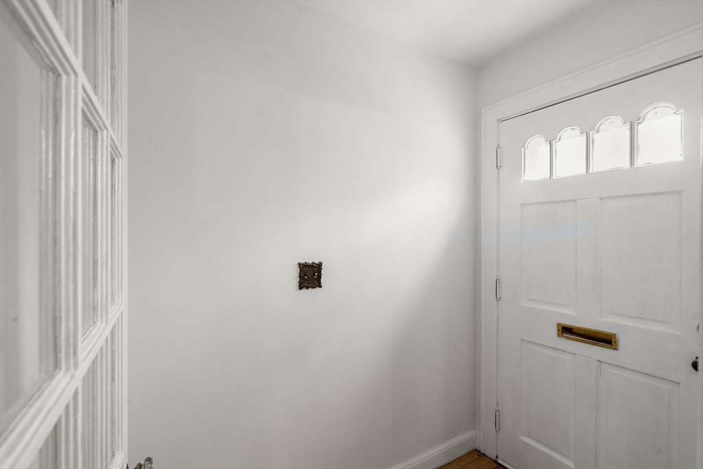 23 Winnifred Rd, Brockton, MA Photo #4