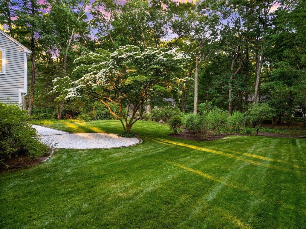 18 Isaac Davis Rd