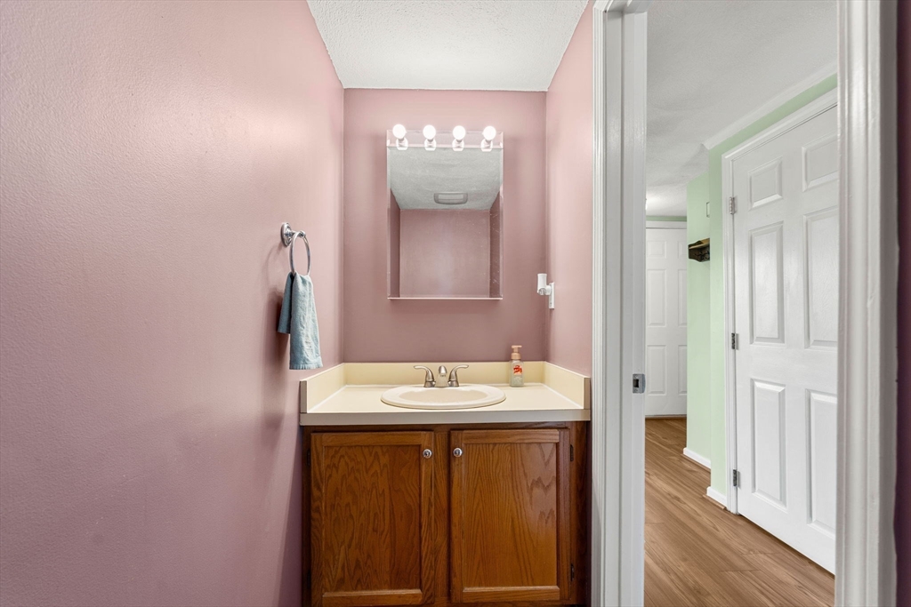 147 Patrick Rd #147, Tewksbury, MA Photo #13