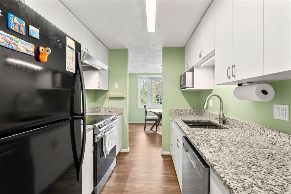 147 Patrick Rd #147, Tewksbury, MA Photo #7