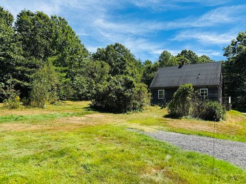 66 Minott Rd Westminster MA 01473