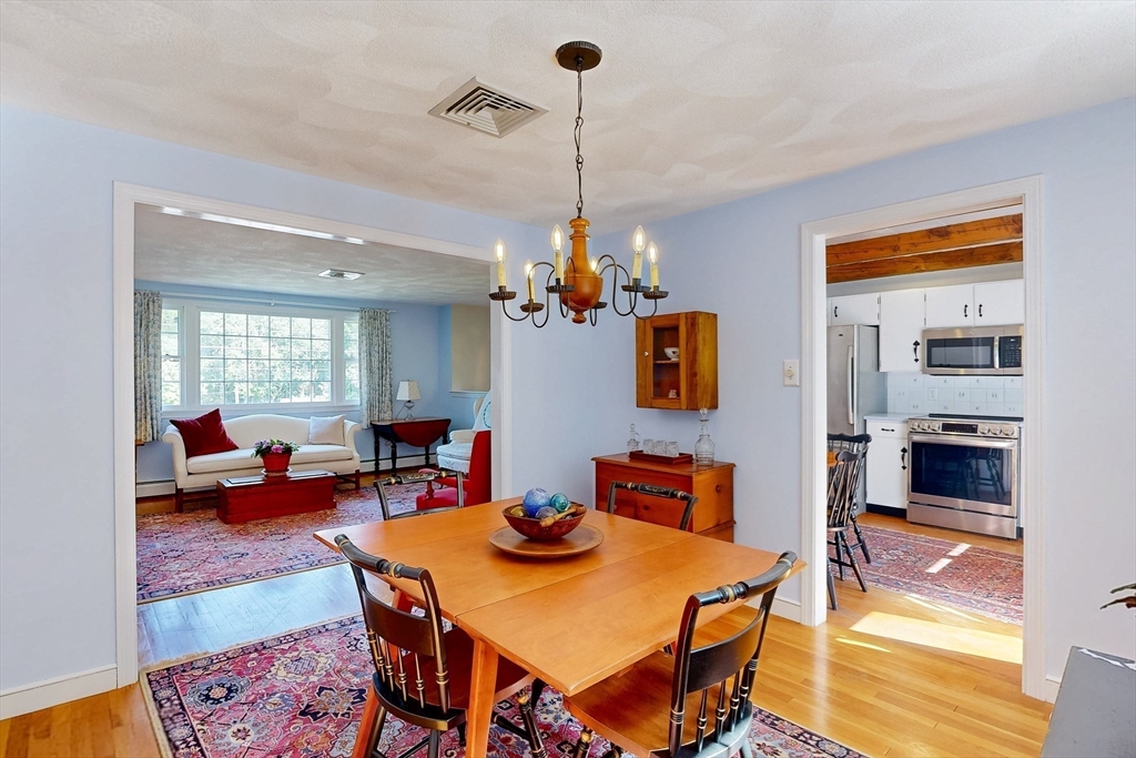 3 Spring Valley Rd