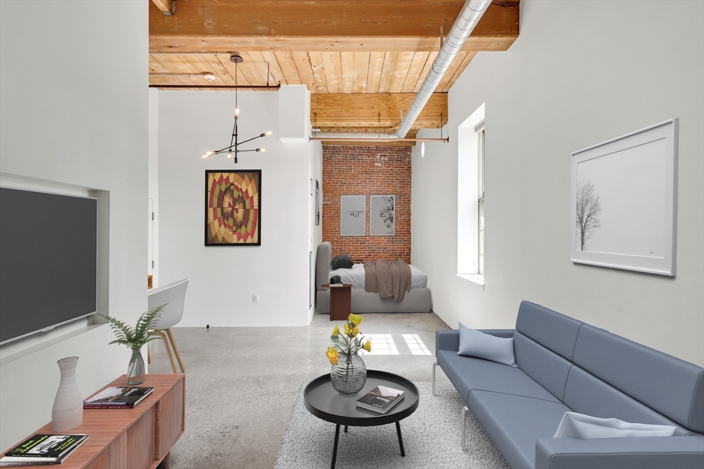 35 Riverwalk Way 219