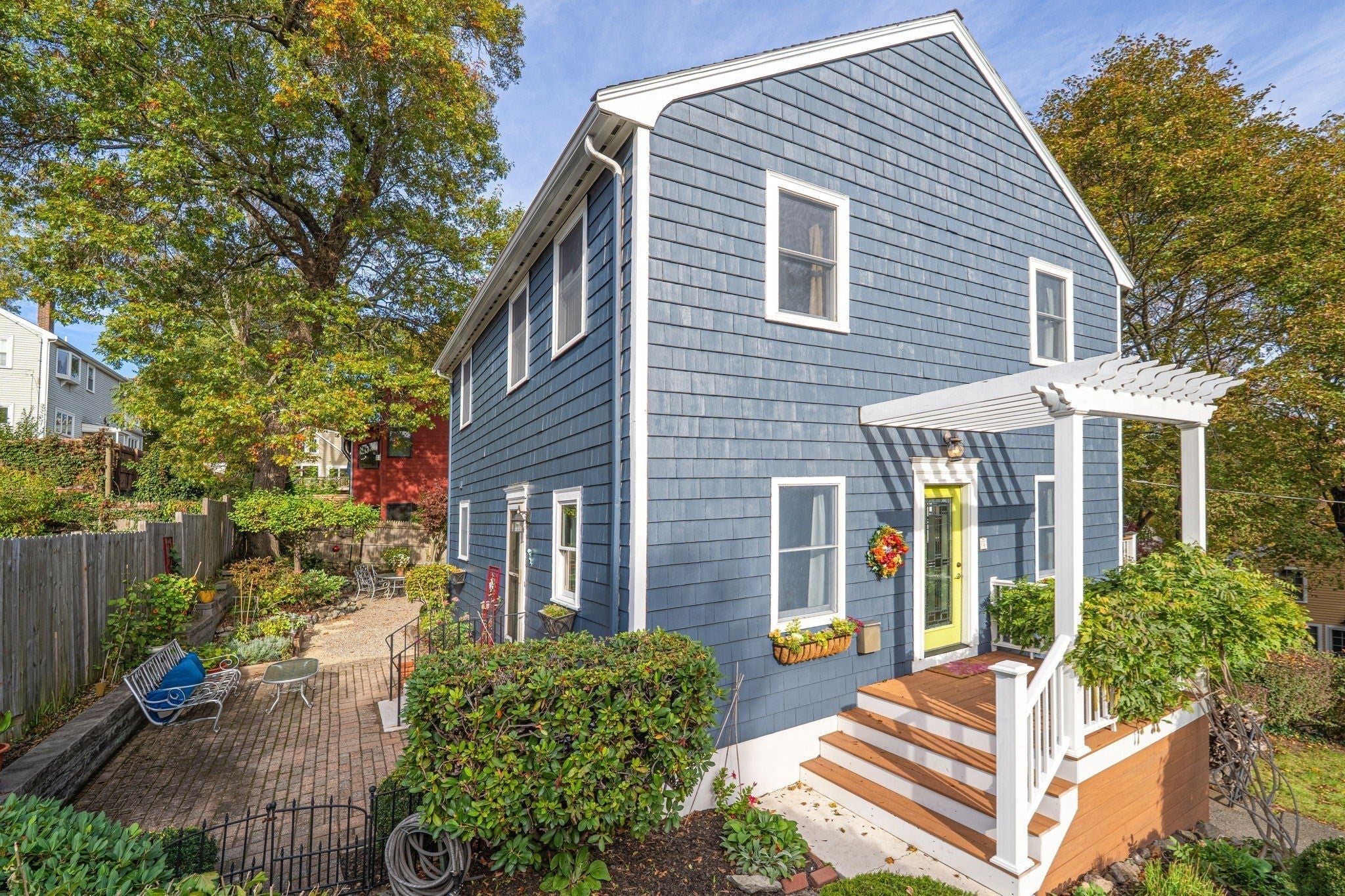 9 Sutherland Rd
