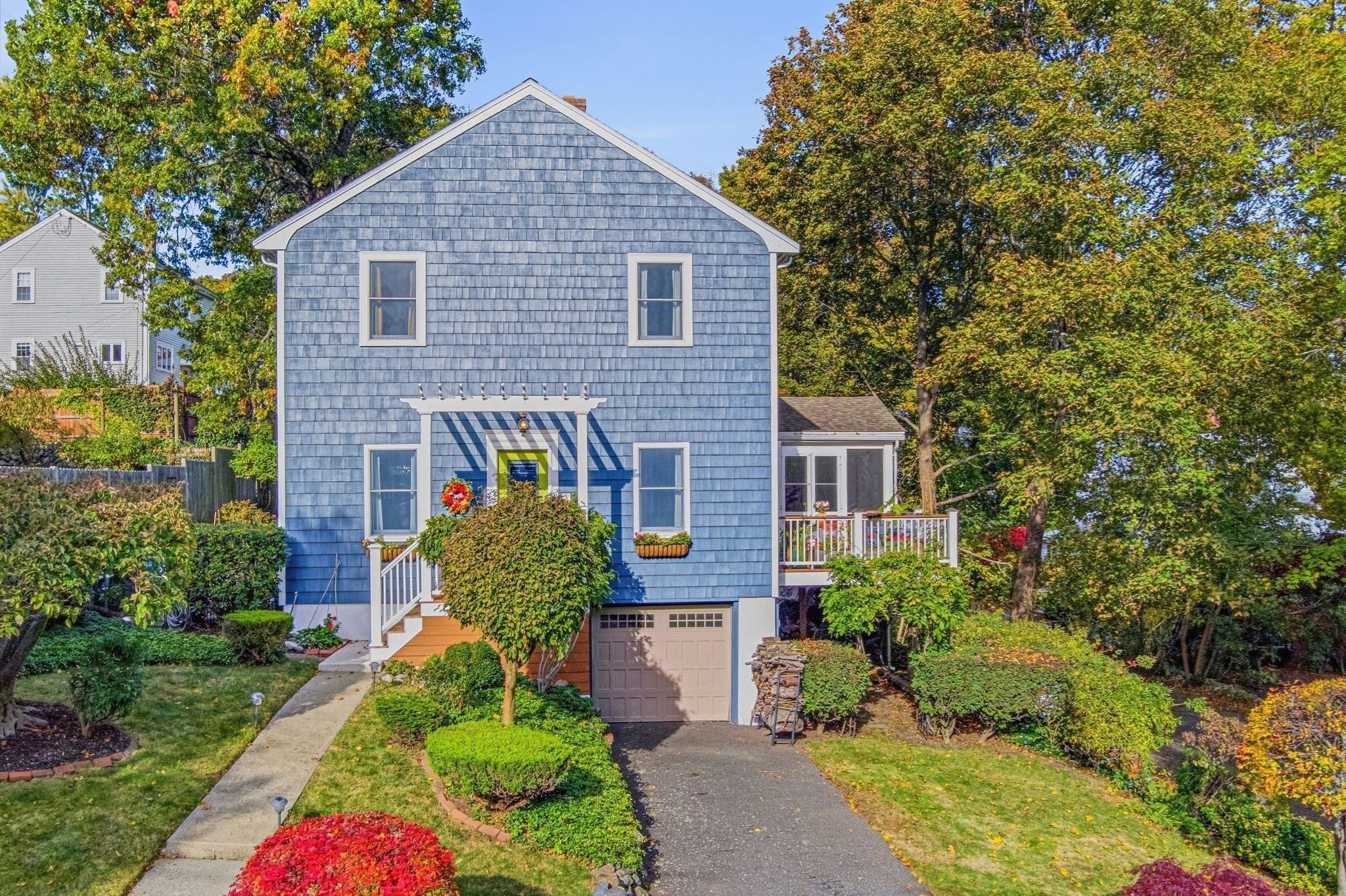 9 Sutherland Rd