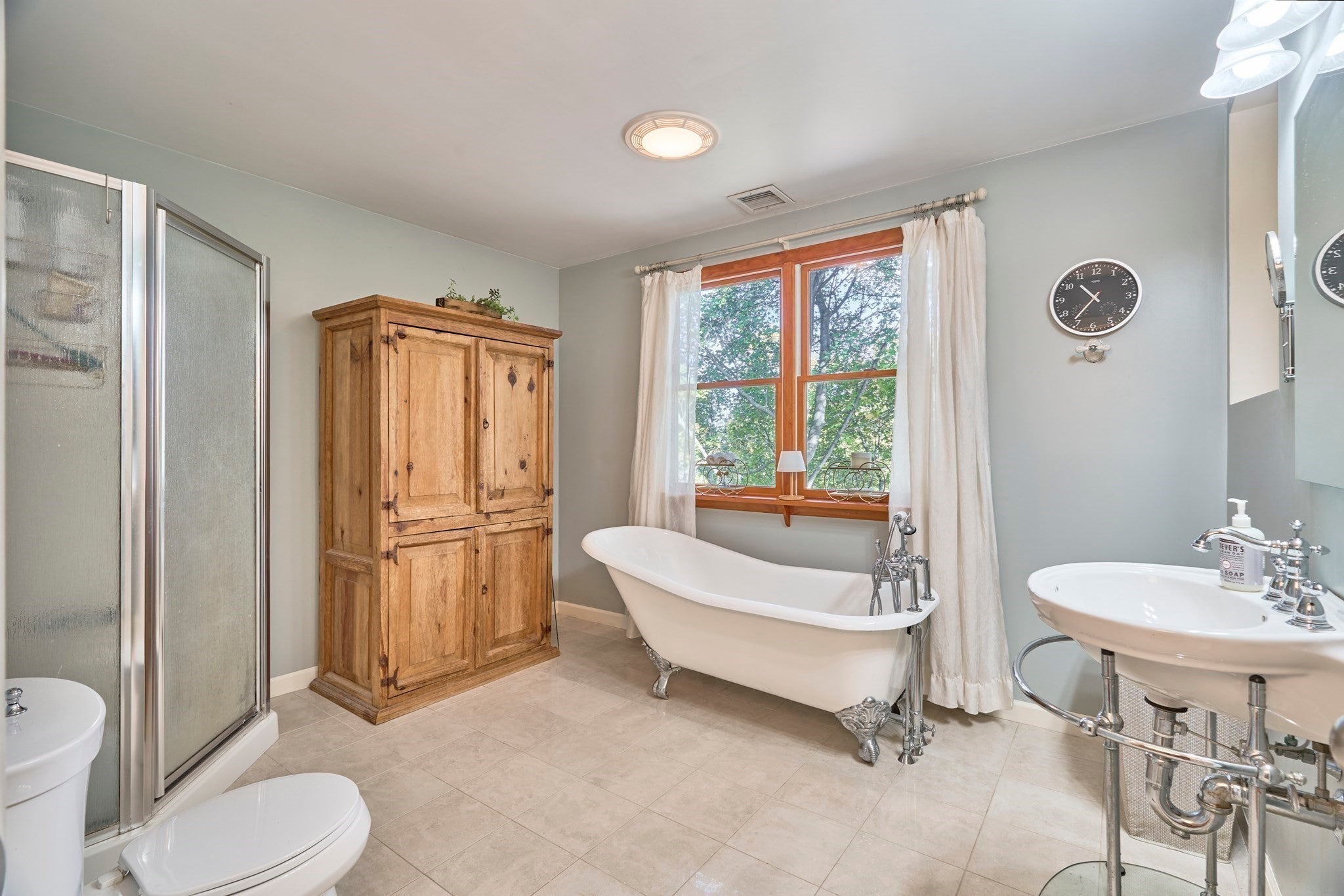 9 Sutherland Rd, Lexington, MA, 9 Sutherland Rd, Lexington, MA Photo #20