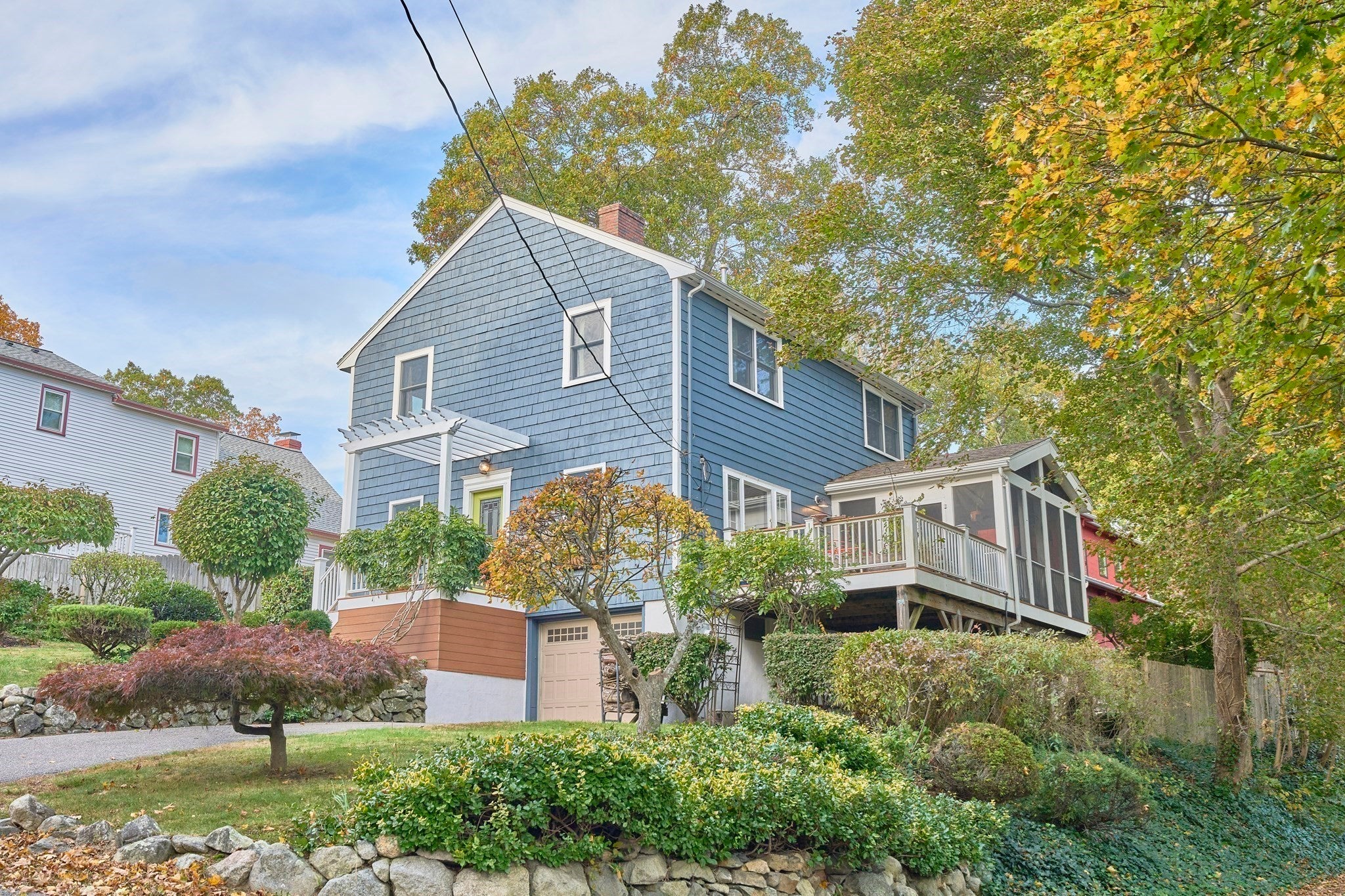 9 Sutherland Rd