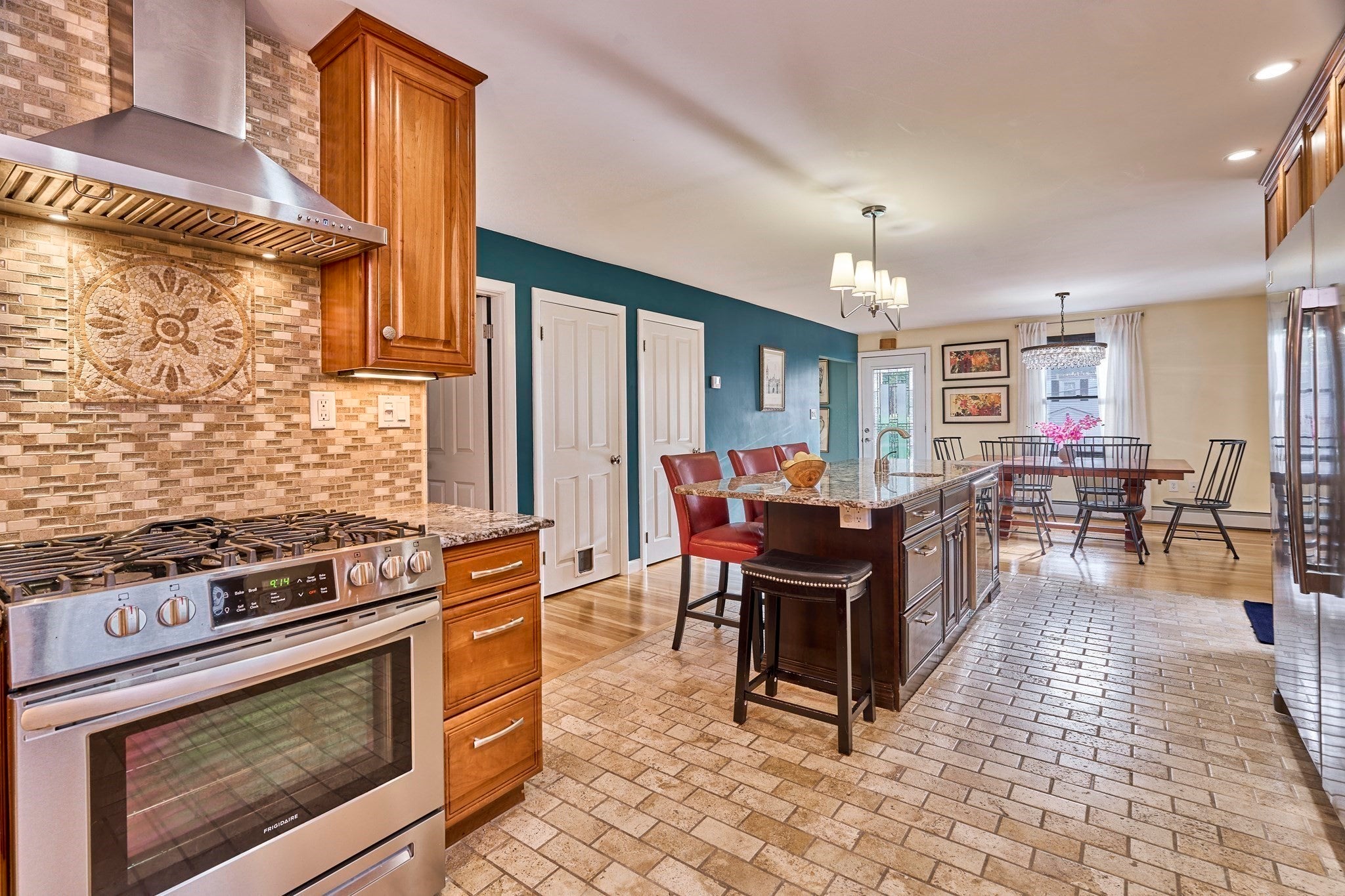 9 Sutherland Rd, Lexington, MA, 9 Sutherland Rd, Lexington, MA Photo #6