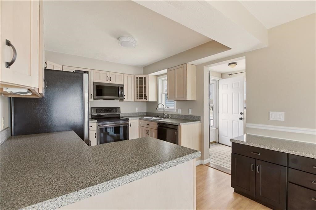 507 County Rd, Barrington, RI, 507 County Rd, Barrington, RI Photo #20