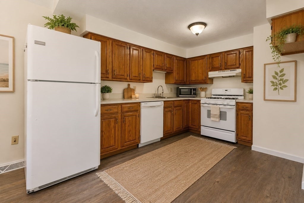 547 Washington St #C10, Pembroke, MA, 547 Washington St #C10, Pembroke, MA Photo #8