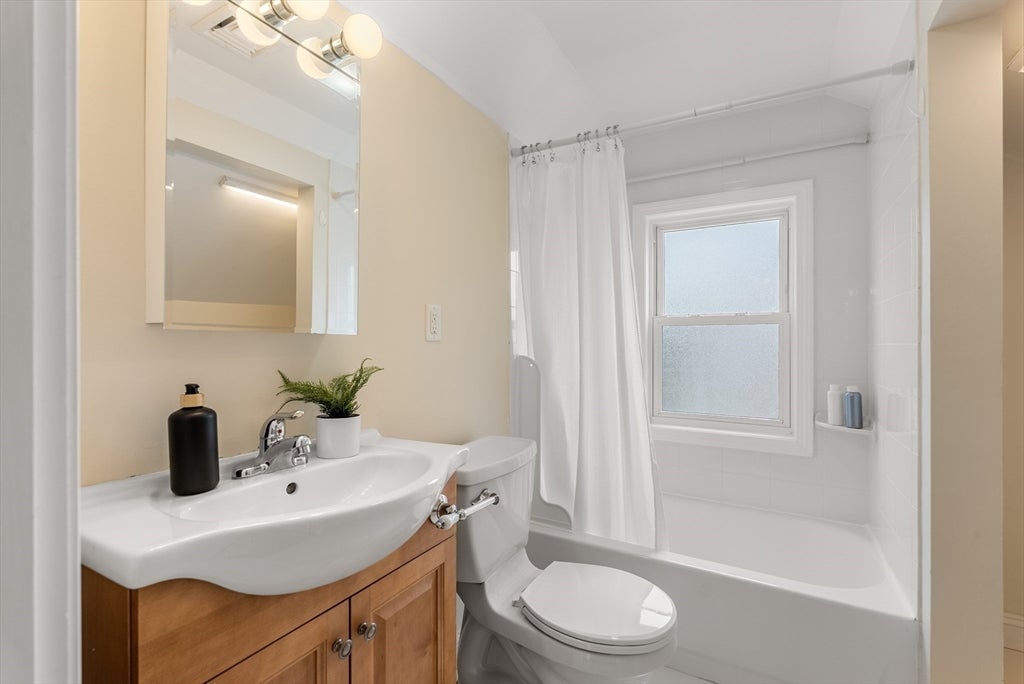11-13 Cross Street #13, Belmont, MA, 11-13 Cross Street #13, Belmont, MA Photo #18