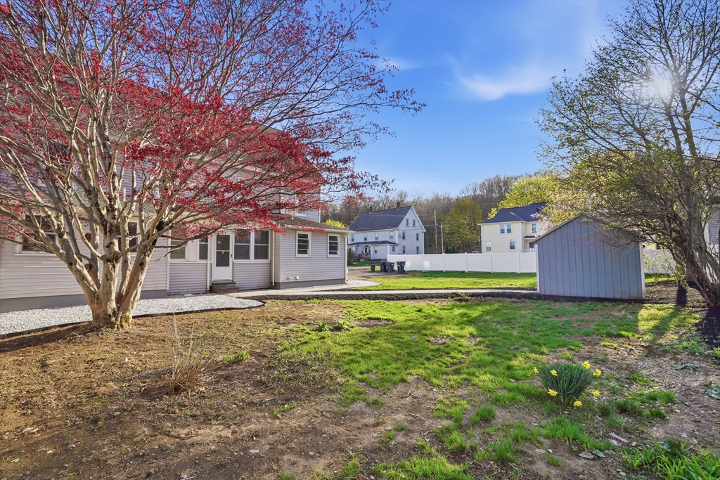 22 Demers St 2
