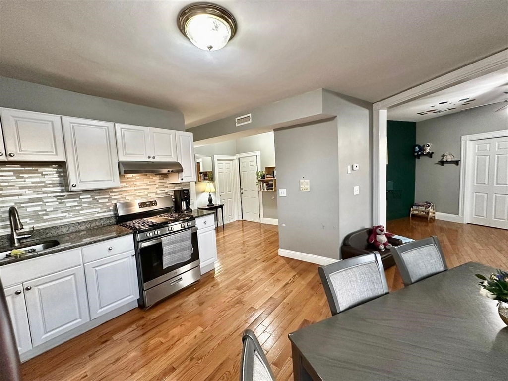 139 Park St 4