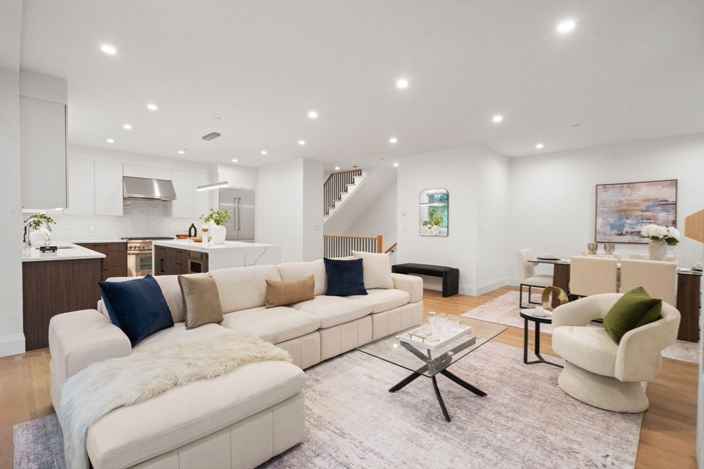 956 Walnut Street #6, Newton, MA Photo #10
