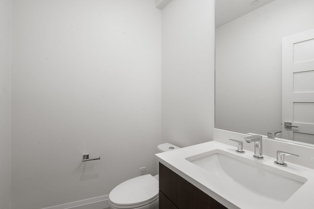 956 Walnut Street #6, Newton, MA Photo #30