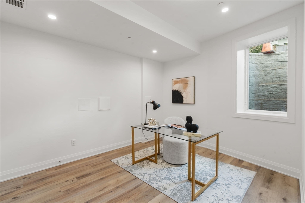 956 Walnut Street #6, Newton, MA Photo #29