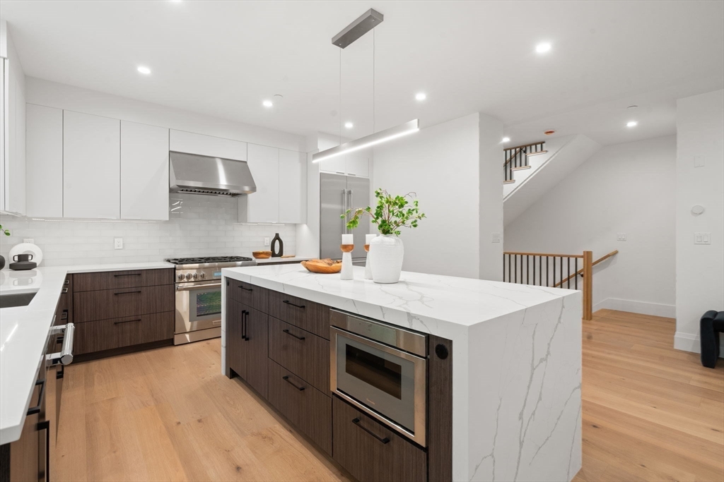 956 Walnut Street #6, Newton, MA Photo #12