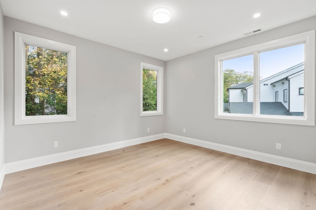 956 Walnut Street #6, Newton, MA Photo #23