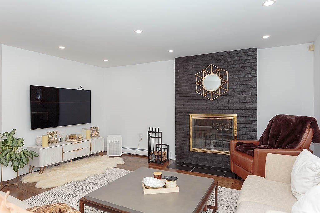 1 Norwood Ave