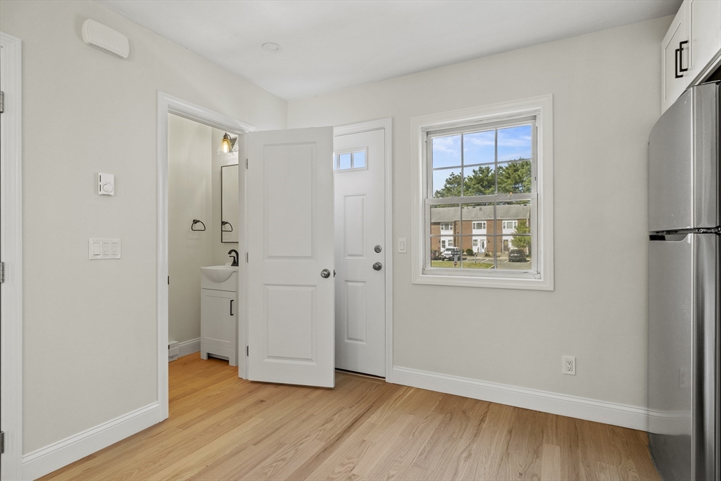 41 Foundry St 11-7