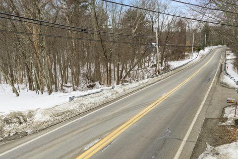 60 Webster Douglas MA 01516