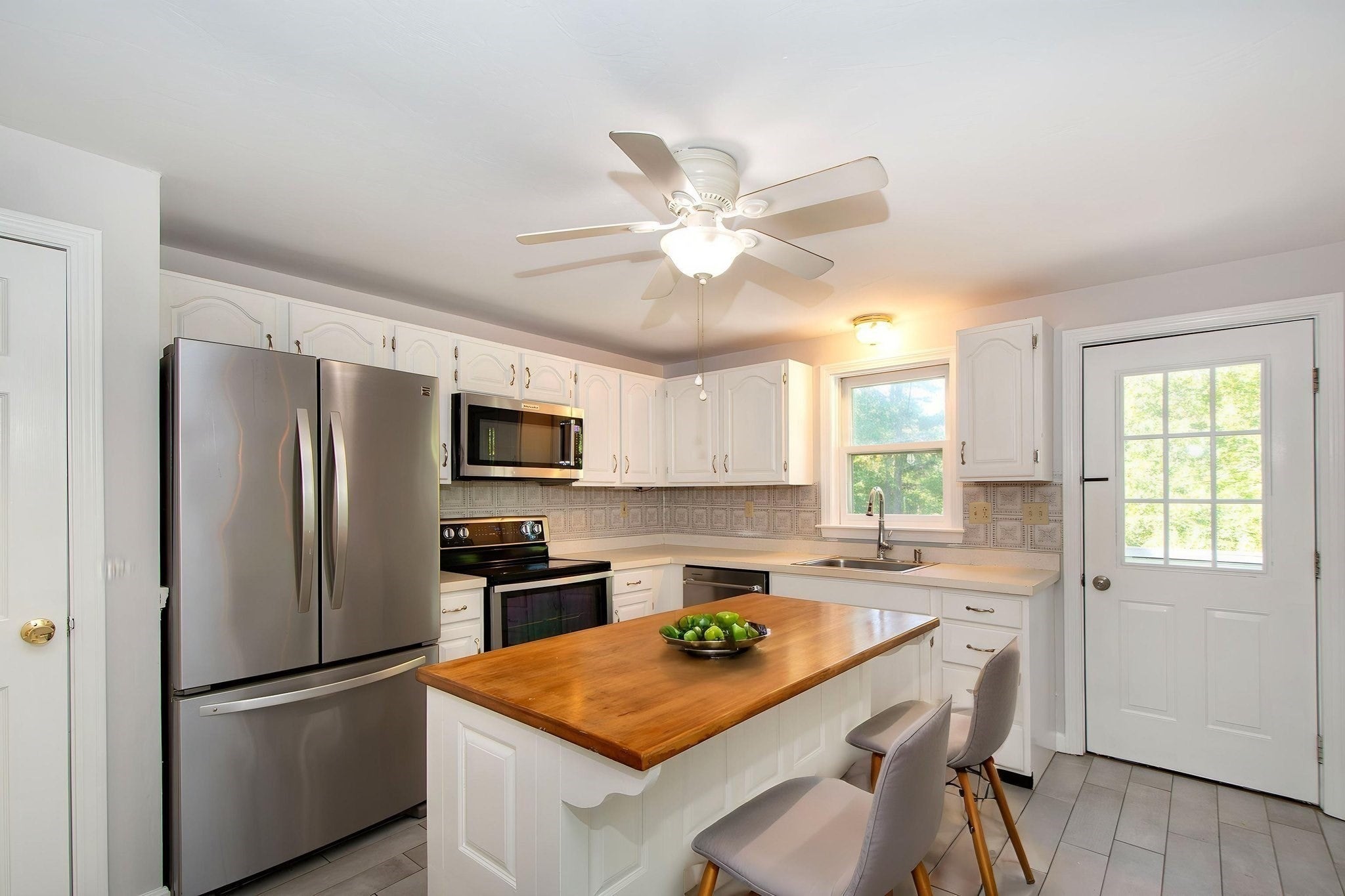22 Admiral Rickover Rd, Plymouth, MA, 22 Admiral Rickover Rd, Plymouth, MA Photo #6