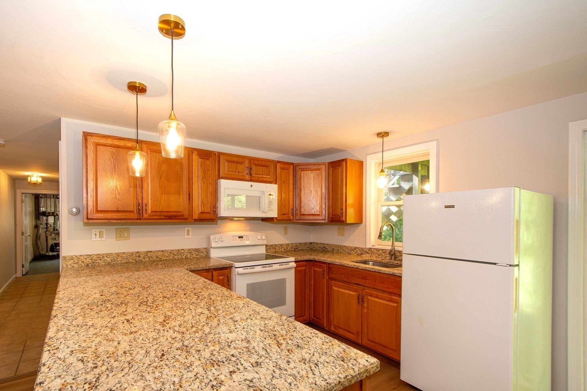 22 Admiral Rickover Rd, Plymouth, MA, 22 Admiral Rickover Rd, Plymouth, MA Photo #9