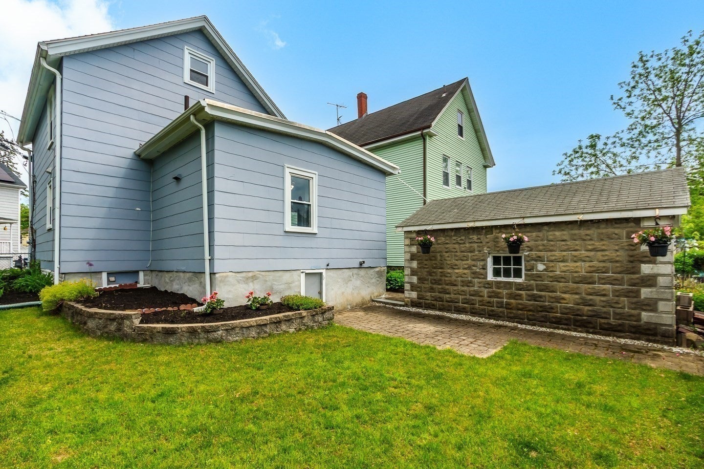 10 Elm Ct