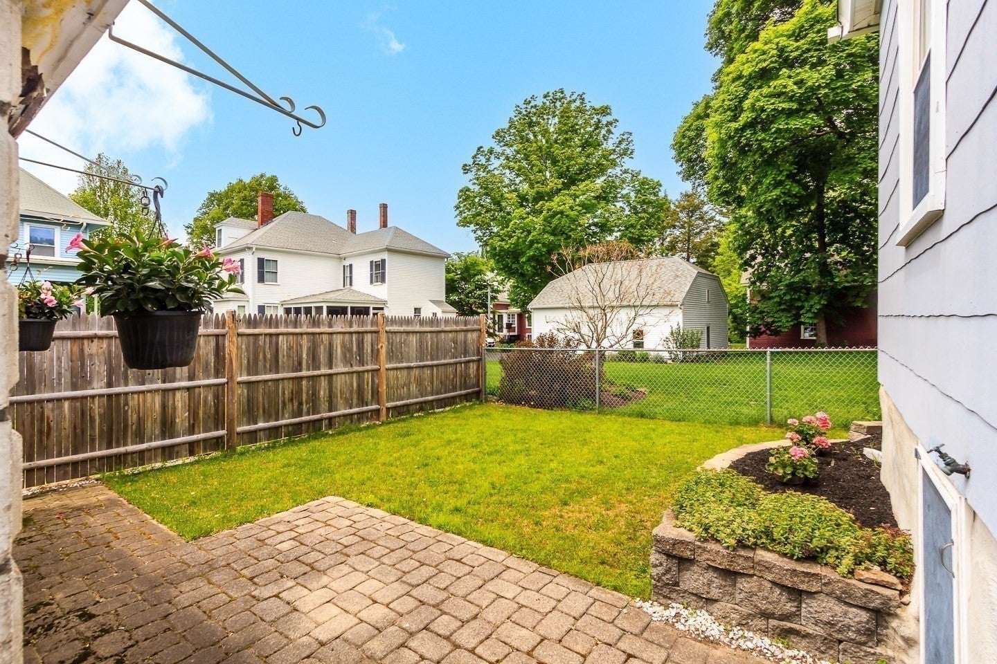10 Elm Ct