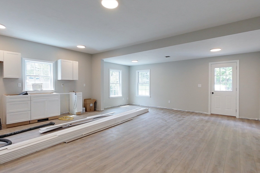 3 Williams St #1, Pepperell, MA Photo #6