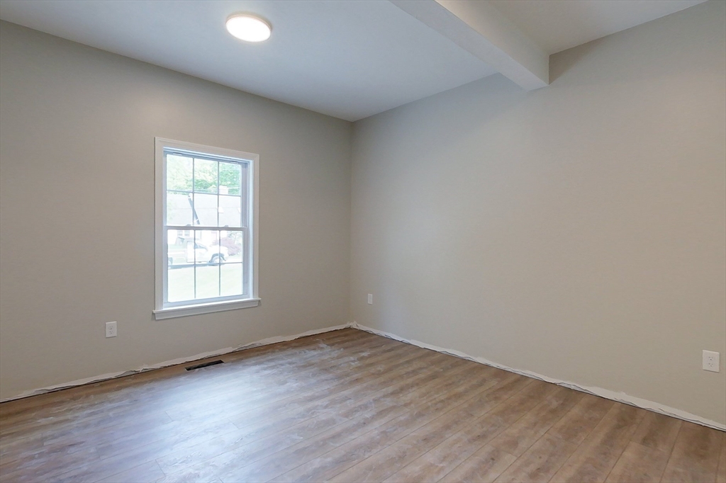 3 Williams St #1, Pepperell, MA Photo #9