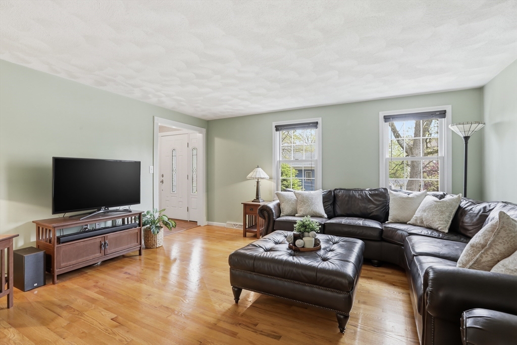 6 Packard Street, Woburn, MA, 6 Packard Street, Woburn, MA Photo #16