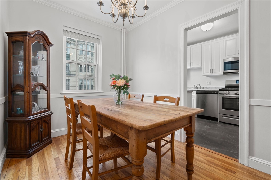 1500 Beacon St 4