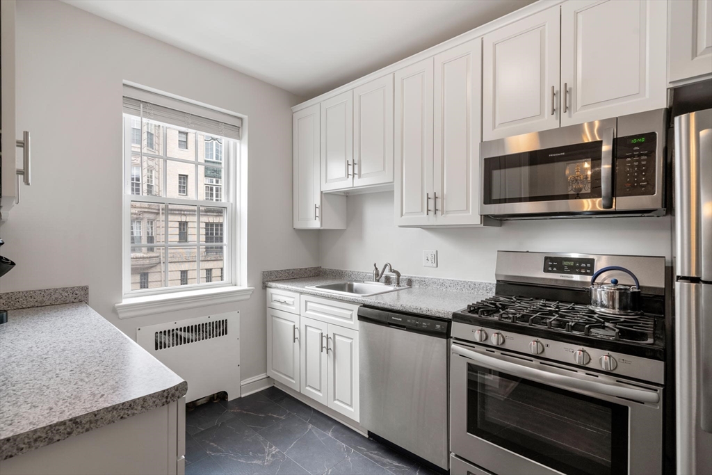 1500 Beacon St 4