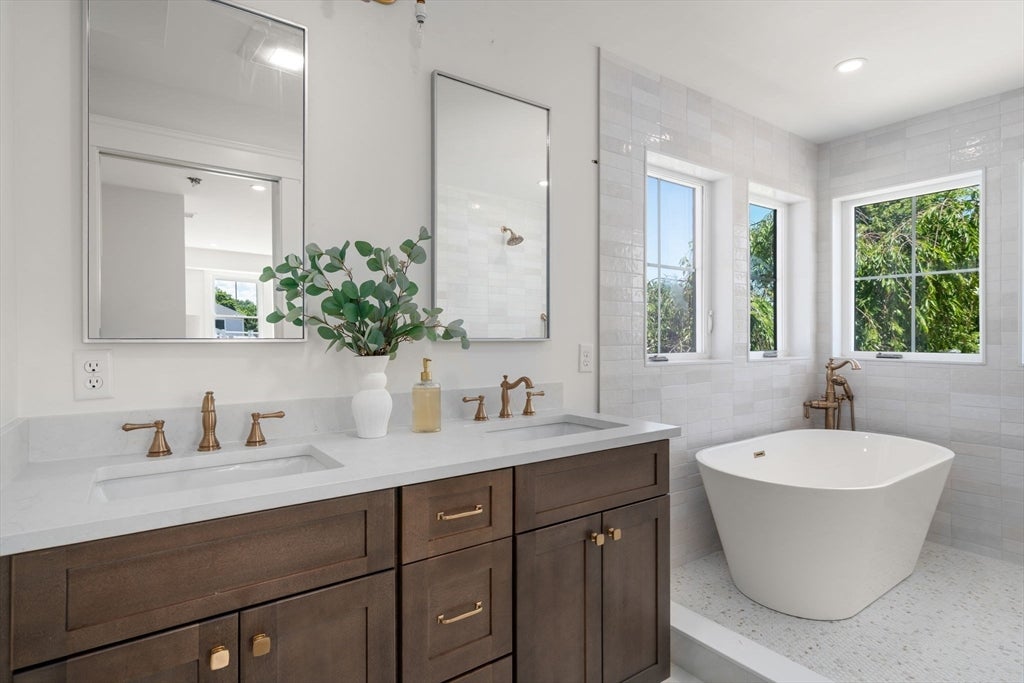 37 Foley Beach Road, Hingham, MA, 37 Foley Beach Road, Hingham, MA Photo #12