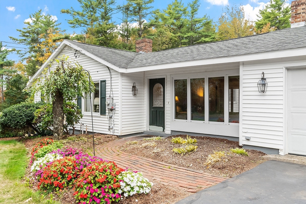 24 Vaine St