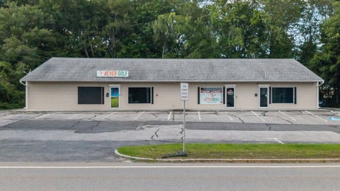 Photo of 184 W Main Street, Dudley, MA 01571 (MLS # 73565717)