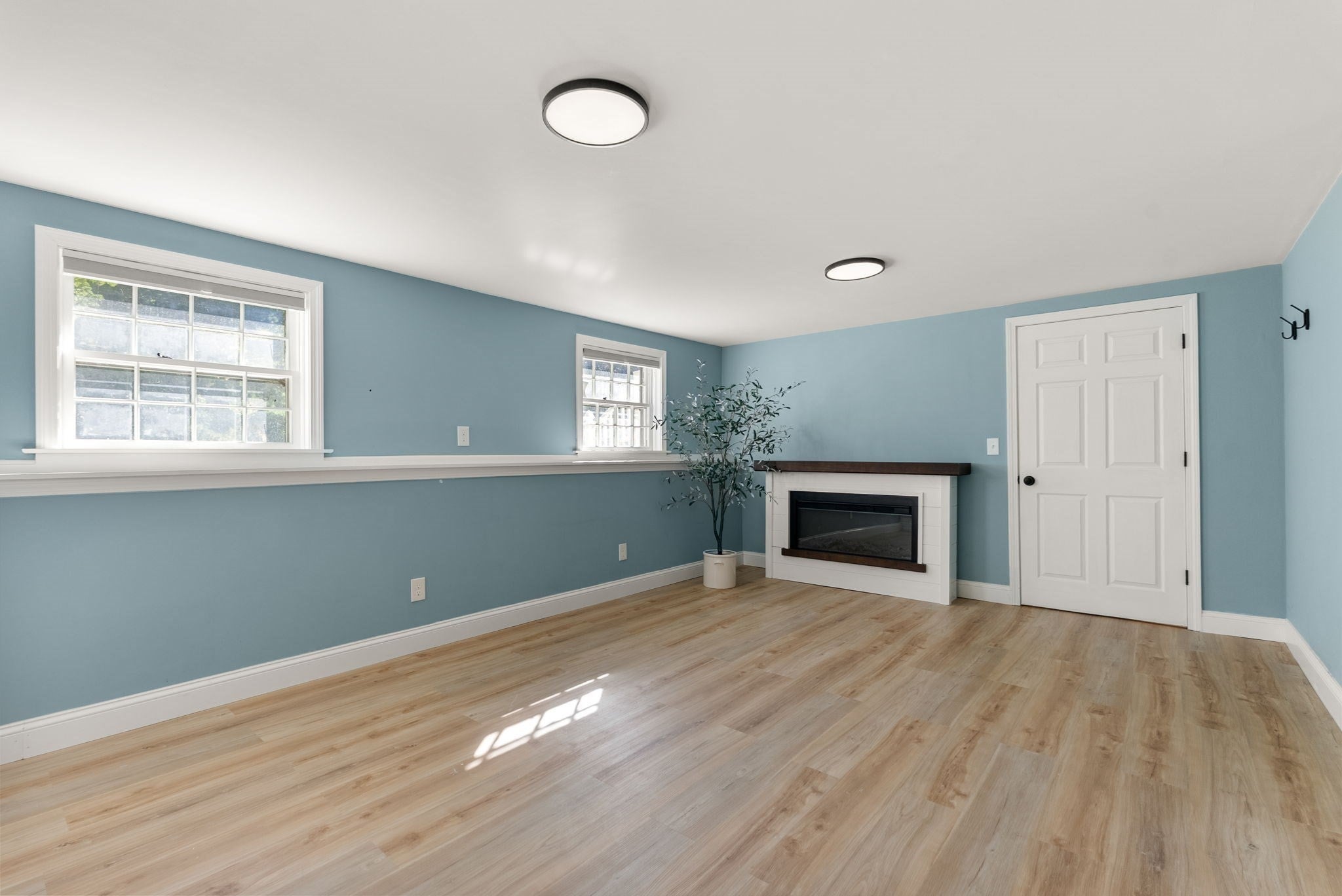 8 Yale St, Groveland, MA, 8 Yale St, Groveland, MA Photo #19
