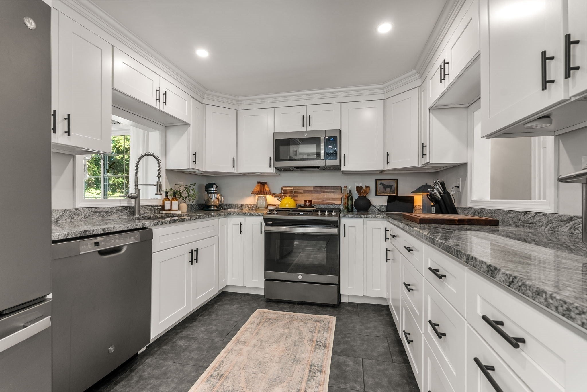 8 Yale St, Groveland, MA, 8 Yale St, Groveland, MA Photo #7
