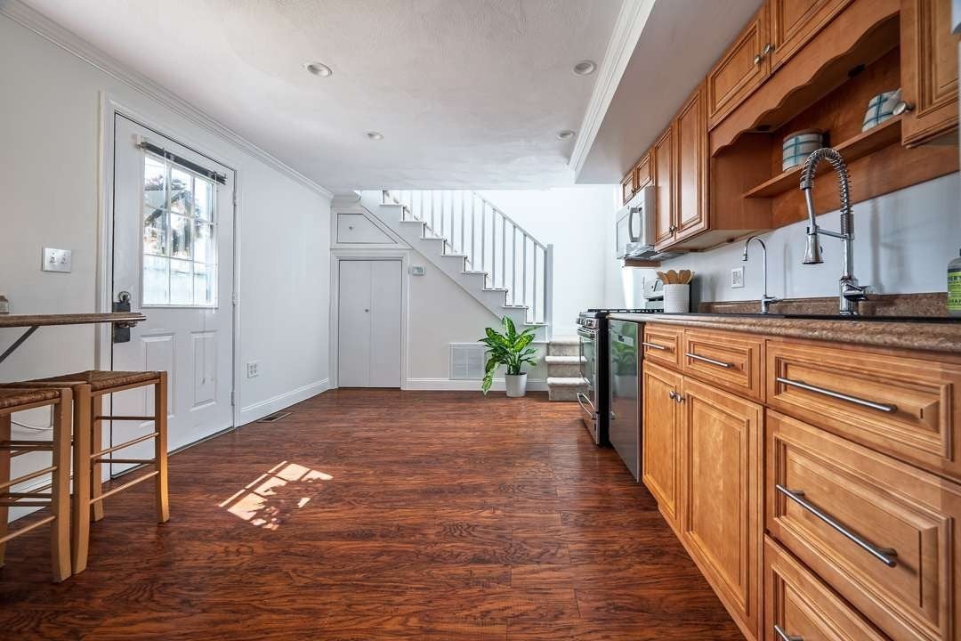 127 1/2 Bridge Street 127 1/2, Beverly, MA, 127 1/2 Bridge Street 127 1/2, Beverly, MA Photo #6
