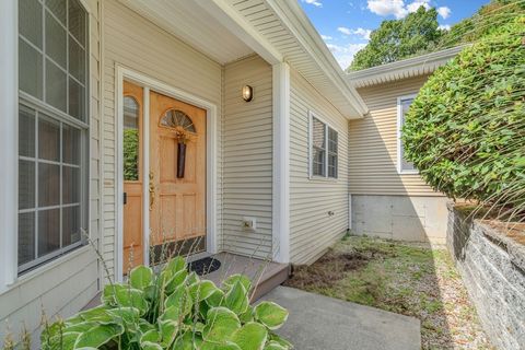 24 Summerfield Dr 24 Grafton MA 01560