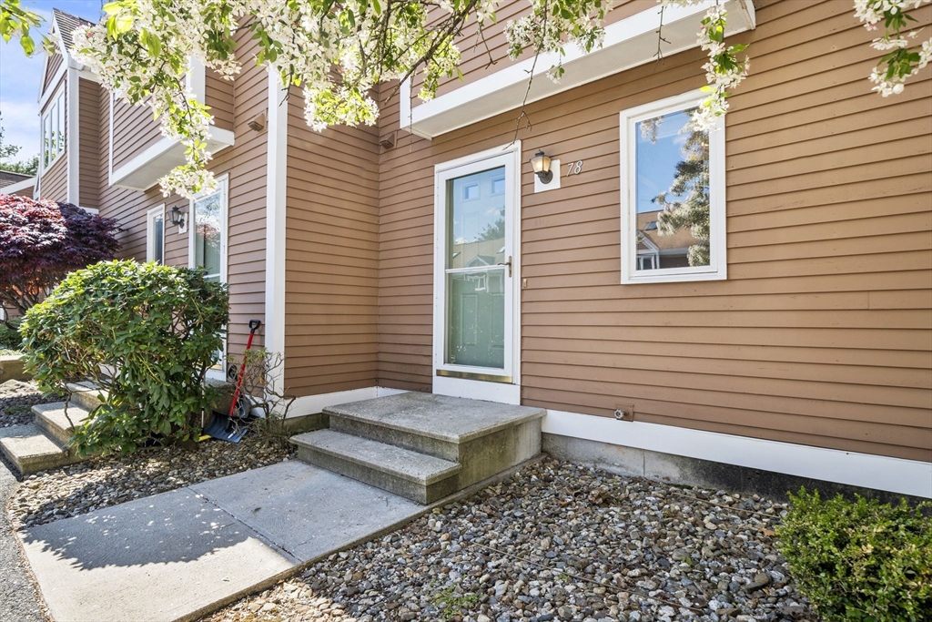78 Steeplechase Ct 78